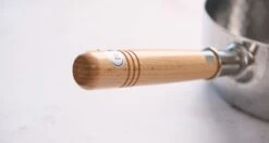 Yoshikawa Yukihira Saucepan 22cm (8.7”) 8 Yoshikawa Yukihira Saucepan 22cm (8.7”) -Sharp Edge Shop 540582161689 Yoshikawa Yukihira Saucepan 22cm 3