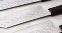 Nigara Kiritsuke Gyuto VG-10 Damascus Tsuchime 240mm (9.4") -Sharp Edge Shop NigaraVG 10DamascusTsuchime 5 717a3605 ee33 4076 9fbb 10fa66d772a3