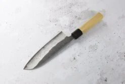 Tojiro Atelier Santoku VG-10 Kuro-uchi Damascus 170mm (6.7") 8 Tojiro Atelier Santoku VG-10 Kuro-uchi Damascus 170mm (6.7") -Sharp Edge Shop TojiroAtelierSantokuVG 10Kuro uchiDamascus170mm 010108251325 7