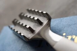 Tojiro Fish Scaler -Sharp Edge Shop Tojirofishscraper 01056500026 c2526866 f41c 4337 9b60 08d38e57c2a9